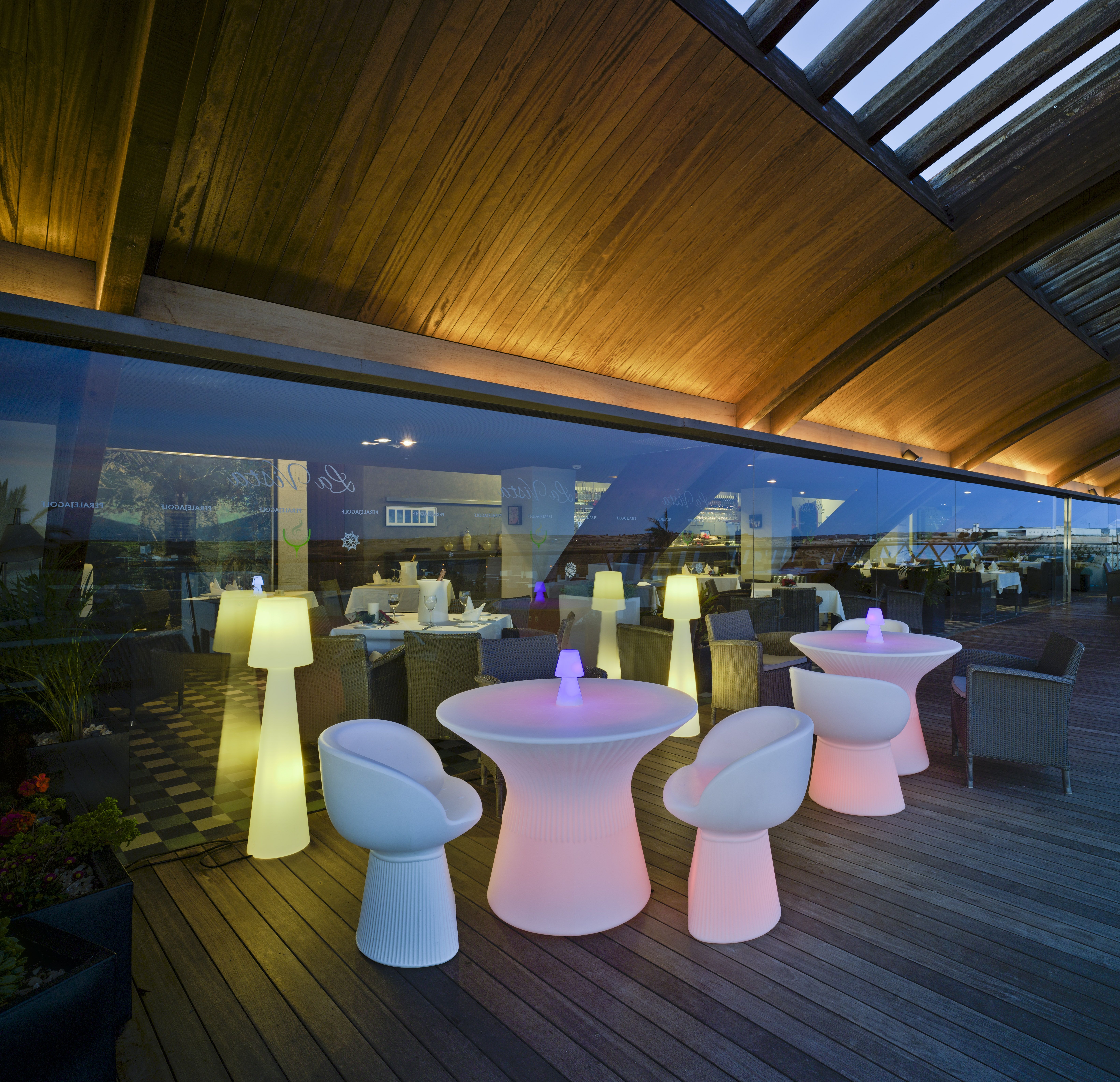 Stół solarny  LED RGB CAPRI IP65 3178