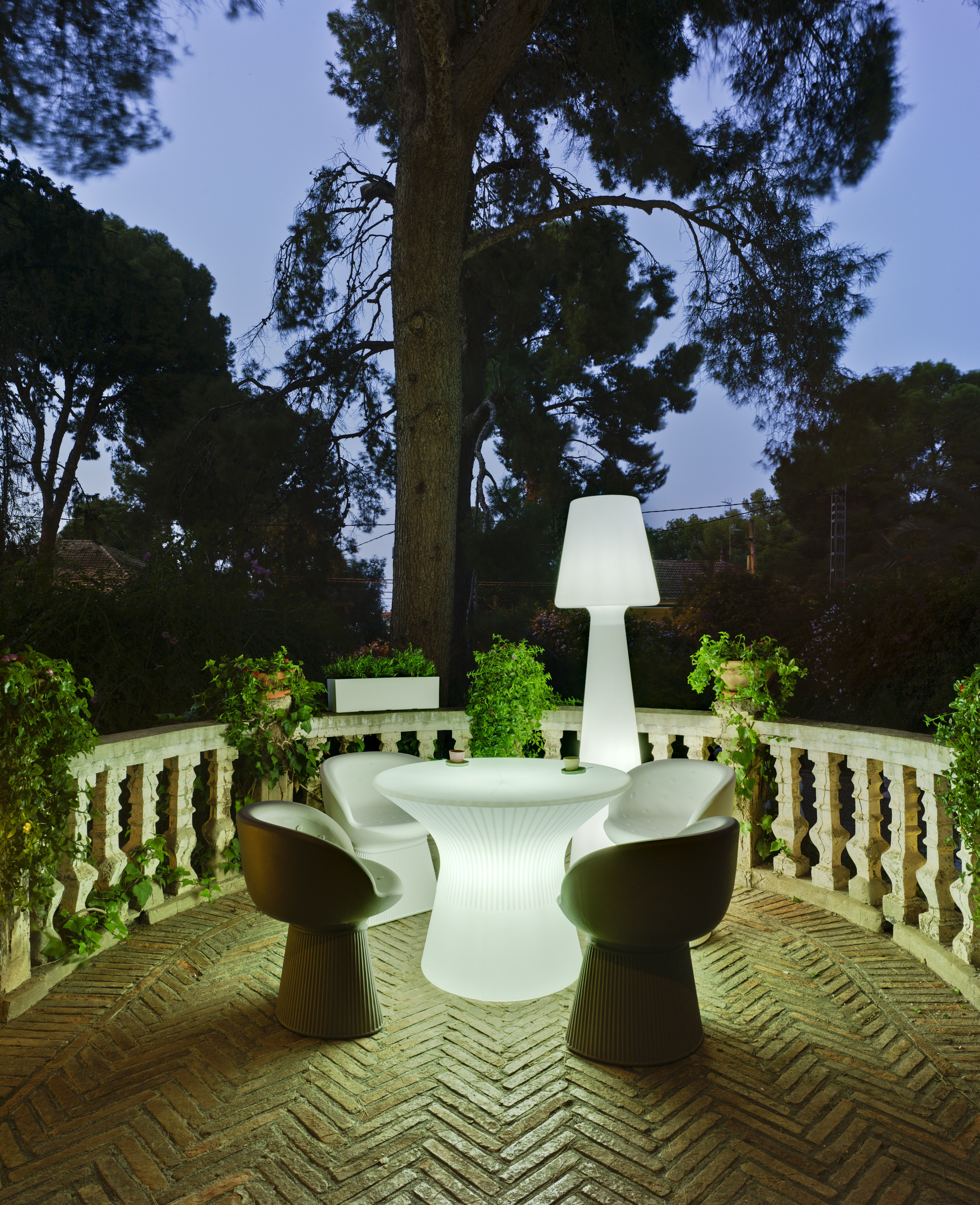 Stół solarny  LED RGB CAPRI IP65 3178