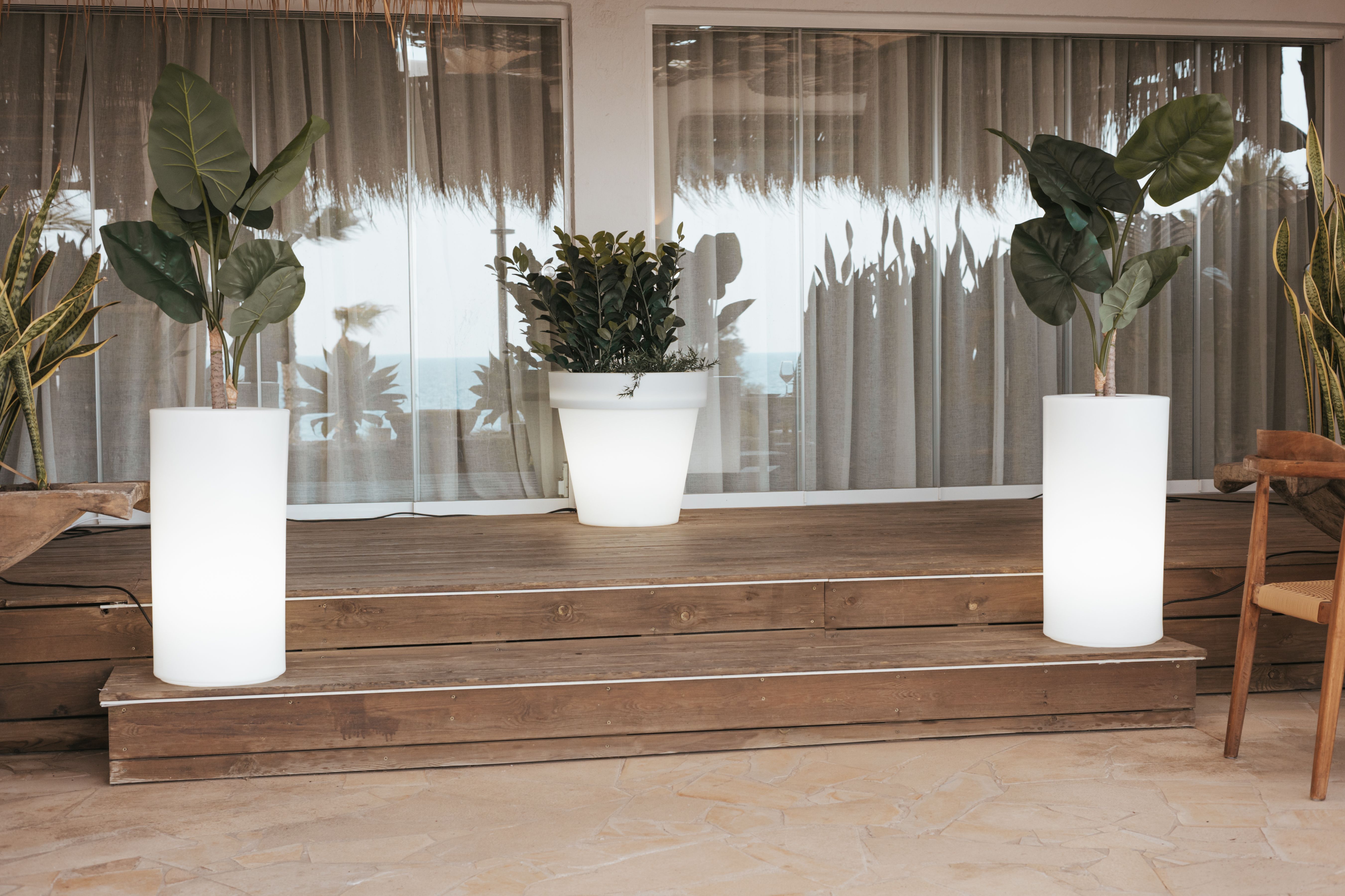 Doniczka MAGNOLIA 45 LED 3330