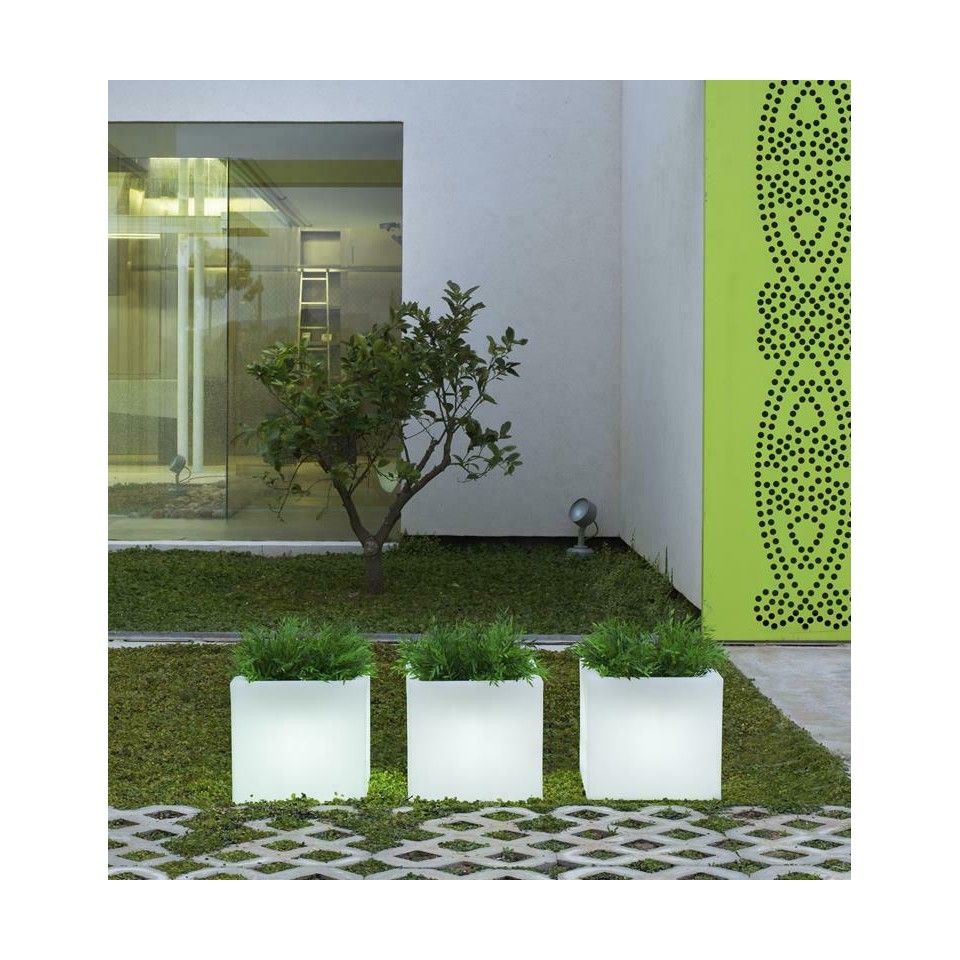 Doniczka solarna NARCISO LUMNC050SSNW