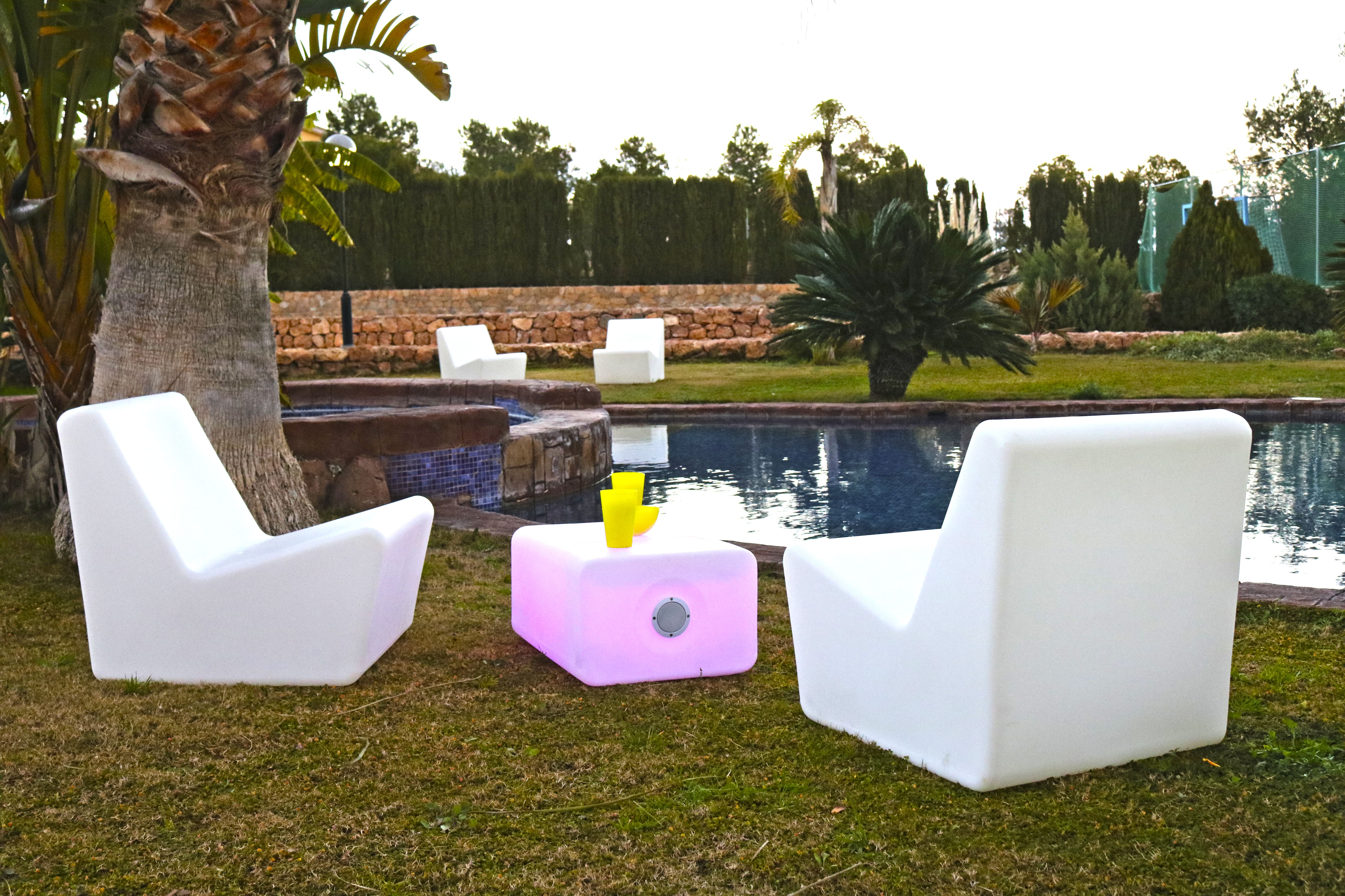 Krzesło solarne LED RGB TARIDA IP65 3159